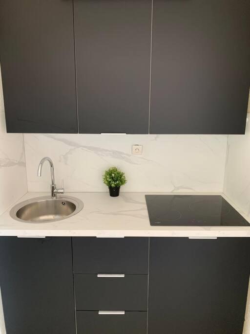 T2 Neuf + Bateau / Piscine Super Infrastructures Apartment Le Barcarès Екстериор снимка